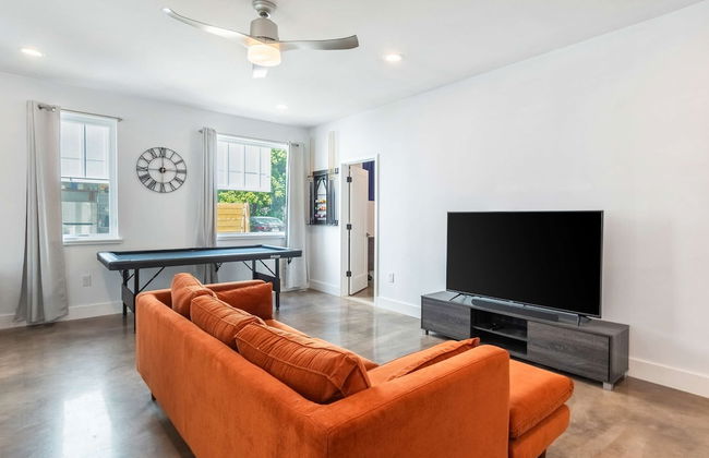 Upstay - Eastside Home w LRG Patio - Rooftop Deck - Foto 11