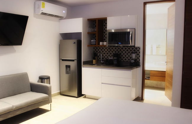 Central Park E102H - Photo 15