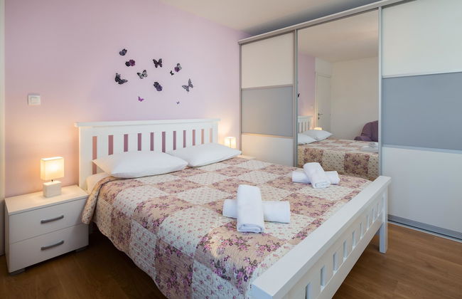 Stunning Villa Sofia With Heated Pool IN Split Hinterland - Foto 9