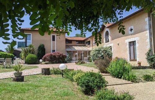 Hôtel Studios Les Acacias - Foto 1