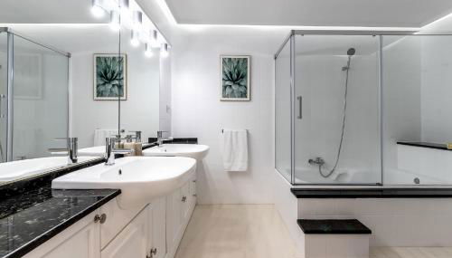 Charming 4 Double Bed Steps from the Old Town - Foto 5