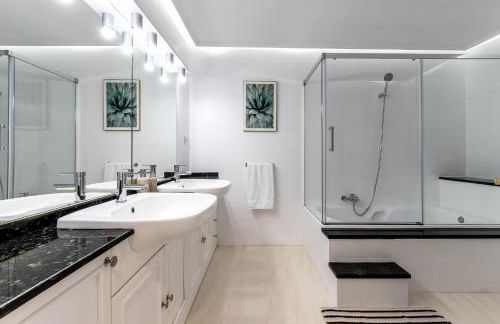 Charming 4 Double Bed Steps from the Old Town - Foto 20