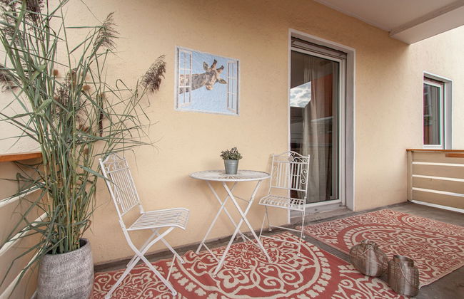 cozy living near Residence with terrace - Photo 34