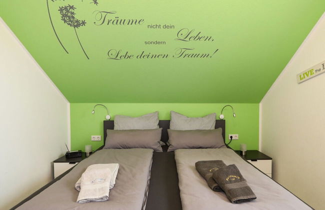 Marinapark 147 Modern Retreat - Photo 5