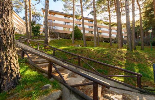 Comodo Apartamento Esquia y Relájate en La Pinilla - Foto 14