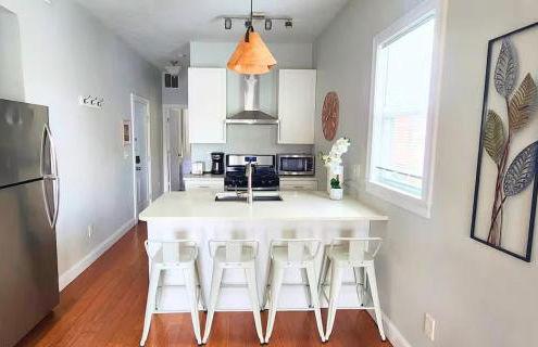 Jennifer's Modern Federal Hill Apt w Private Deck - Foto 7