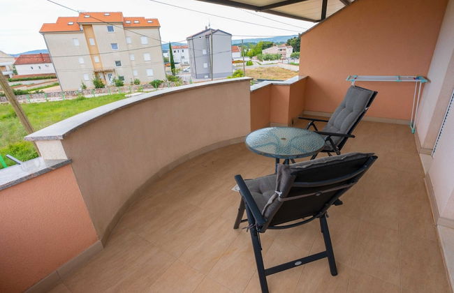 Charming Three Bedroom House Turanj - Foto 19