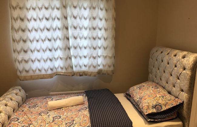 Nice 3-bed House in Farnham Royal Slough - Foto 3