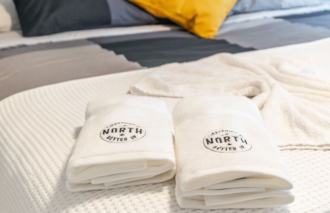 Stylish Suite in Downtown Toronto - Photo 8