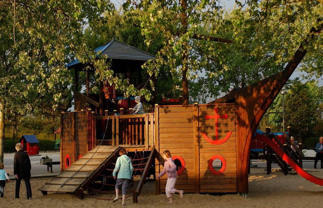 Restyled Thatched Villa Near the Sea in Cosy Domburg - Photo 29