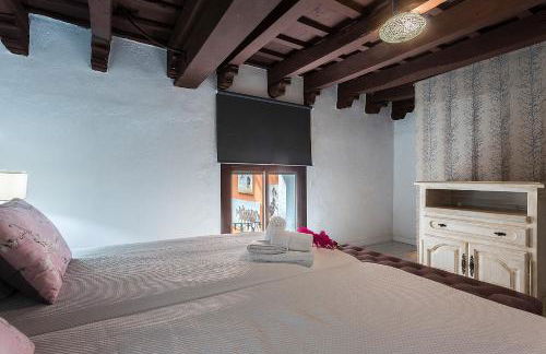 Duplex Los Corceles Casa Palacio - Foto 11