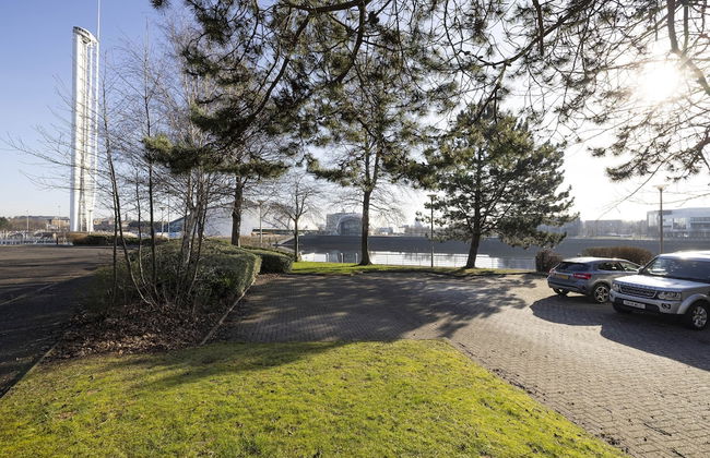 JOIVY Bright 3-Bed Flat Overlooking The Clyde - Foto 34