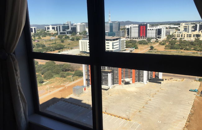 CBD Home Away From Home - Foto 20