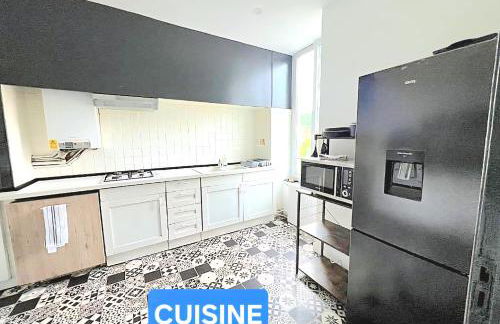 Appartement XXL 120m2 - 10 couchages - 3ch - centre Foix - 2 sdb-2 wc - Parking gratuit à 1 Minute - Foto 14