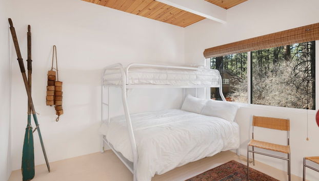 Mid-century Modern Chalet #1927 - Foto 4, Habitación