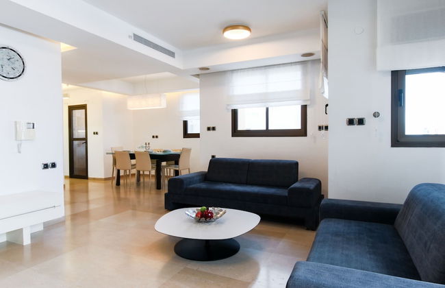 Comfort & Balcony near Beach by FeelHome - Photo 16