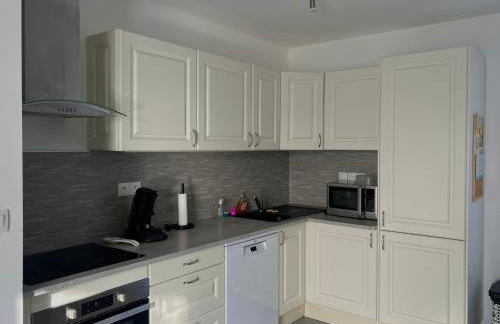 1501 - Maison familiale proche commerces - Foto 2