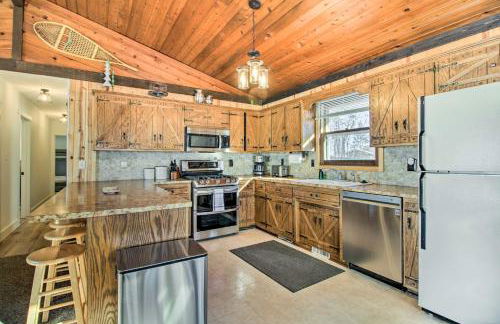 Pelican Lake Getaway on Stunning Peninsula! - Foto 3