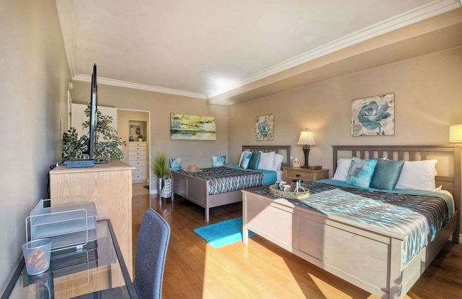 Southern Exposure w/ Private Balcony - Foto 4