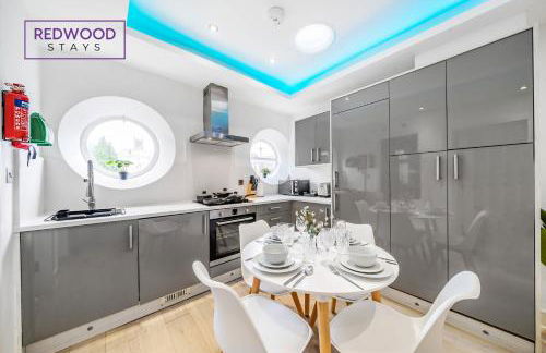 1 Bed 1 Bath, Modern Town Center Apartment, Netflix By Redwood Stays - Foto 12