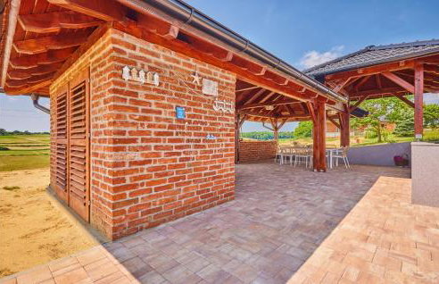 Amazing Home In Krizevci - Photo 21