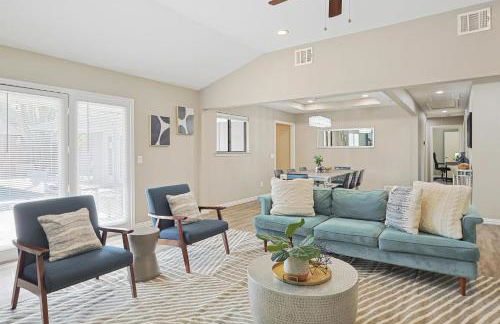 Best of Allen at Fountain Park - 5BD-2BA with Pool - Foto 9