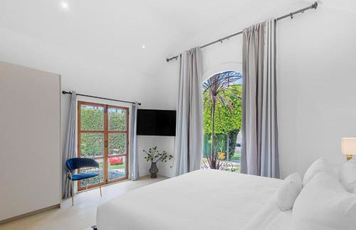 Luxury 4BR Villa with Private Pool in Los Angeles Crescent Heights - Foto 47