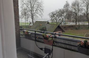 Moderne Wohnung mit Seeblick - Photo 25