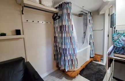 Cozy Cottages across from the Food Trucks of Aloha mall - Foto 53