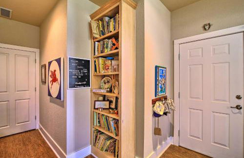 Cozy Texas Retreat with Patio, Grill and Fire Pit! - Foto 7