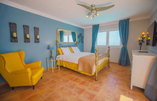 Casa Conil with a private 25 meter heated pool - Photo 2