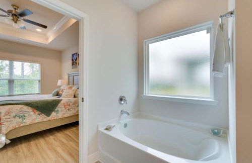 Walk to Beach and Pool Windmark Beach Home! - Foto 17