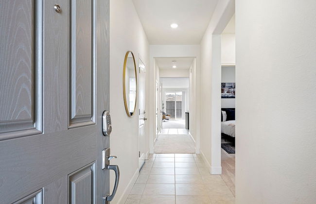 Stylish Sleek 4BR Nevada Home Near Downtown Reno - Foto 40