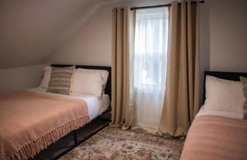 Spacious 3BR PetFriendly Retreat Near DT Cleveland - Foto 36