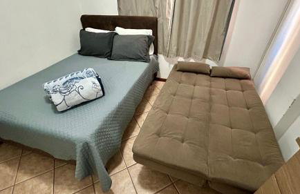 Bombas/ Bombinhas, a 50m do Mar, Apartamento 2 quartos, com churrasqueira na sacada, Ar e Wi-fi - Foto 10