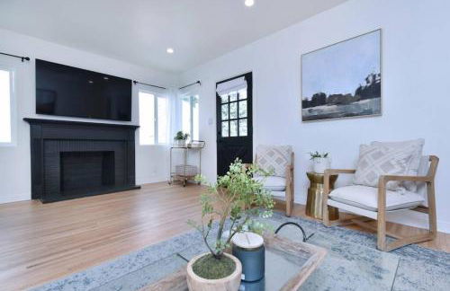 Beautiful 3 Bed Home with a Large Back Yard Outdoor Space - Foto 6