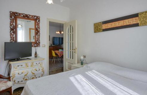 2 Bedroom Awesome Apartment In Terrile - Foto 13