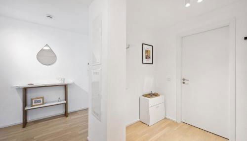 EXQUIS Design 2BR Apartment BAUHAUS I Balkon I Parkplatz I Top-Lage I Mercedes-Benz I Kinderbetten - Foto 2