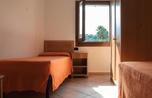 ISA - Residence with swimming pool in Sos Alinos, apartments with air conditioning and private outdoor area - Foto 19