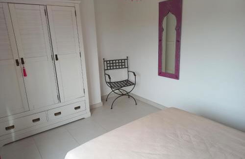 Casa con Piscina, A/A, BBQ, WiFi y Garaje en Sant Pere Pescador - ES-89-76 - Foto 18