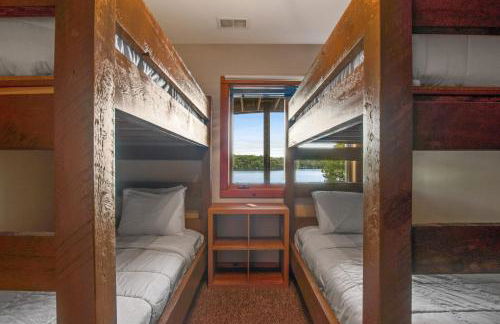 Bear Pause Retreat & The Stone House - Photo 27