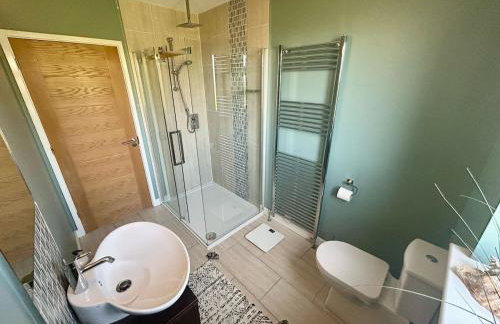 Grand Idyllic Hideaway Home With Hot Tub, Sleeps 8 - Foto 30