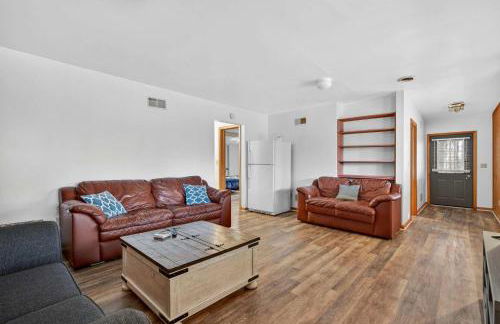 Huge Cabin w Hot Tub, Deck, Grill, Fire Pit, WiFi - Foto 48