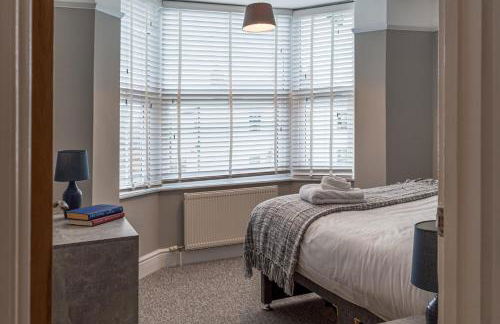 Comfortable 5-Bedroom House in Cheltenham - Foto 58