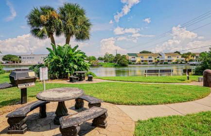 Beach Service Included Corner Condo - Foto 33