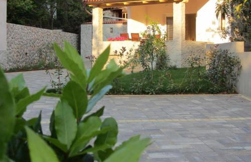 Holiday Home Lujo - Photo 8