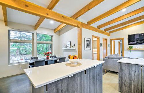 Heated Swim Spa! 15-Acre Cabin on Skykomish River - Foto 15