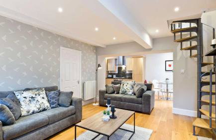 Thornbridge Lodge - Photo 3