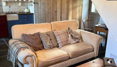 Hillside Cottage - Photo 4