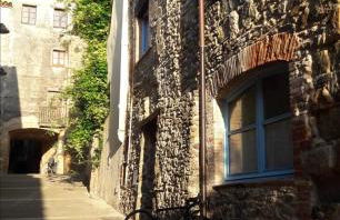 BAIX EMPORDÀ. Increíble casa en pueblo medieval - Foto 2